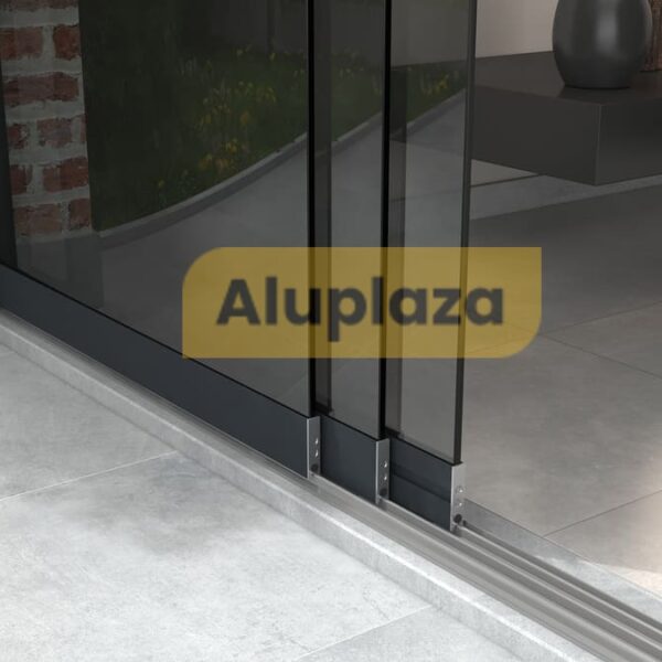 3-rails glazen schuifwand (getint)